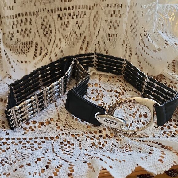 Vintage Chicos Size M Leather, Rhinestone And Metal Belt - Picture 3 of 9